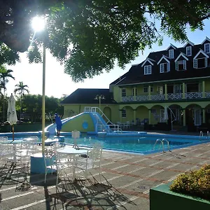 6 Apartment Ocho Rios